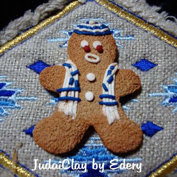 Hanukkah Polymer Clay Gingie Bread Man Pin - Picture 15 of 16